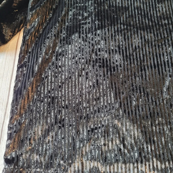 Gibson Latimer Black •Size XL• Event Holiday Black Flattering Top •New w/Tag• - Picture 2 of 9